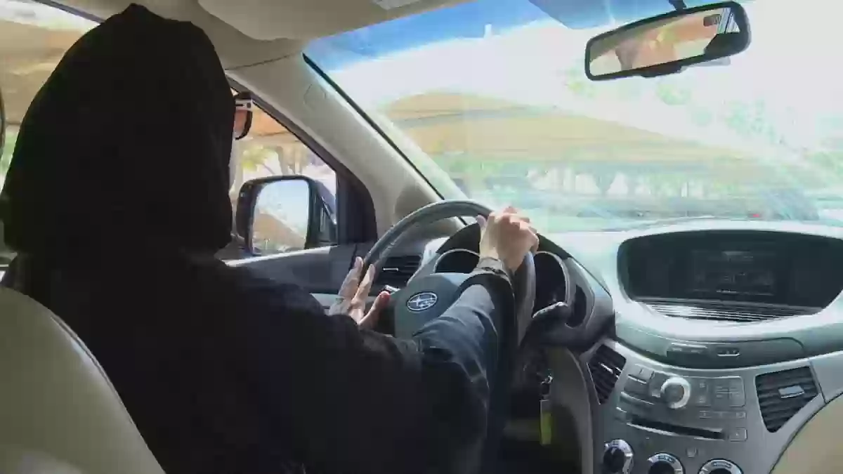 سلبيات قيادة المرأة للسيارة في السعودية