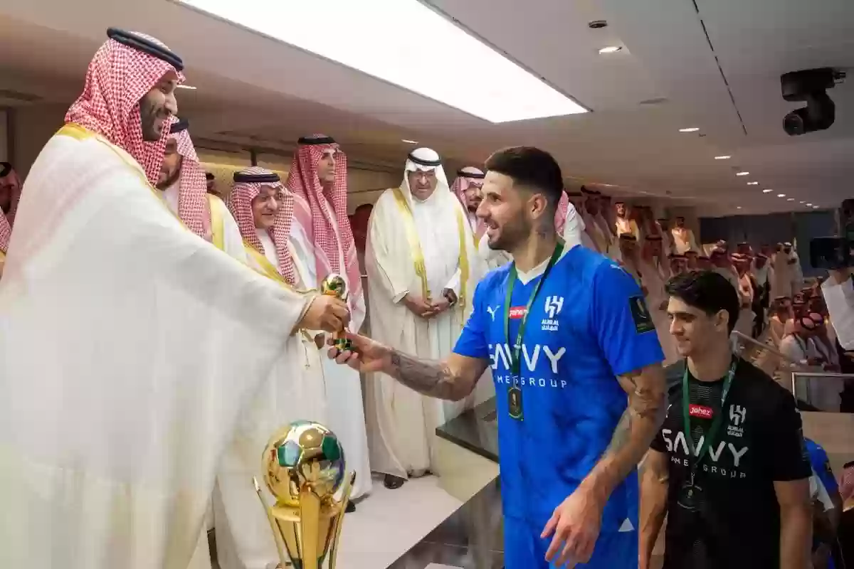 لاعب الهلال السعودي يتحدث عن التتويج بكأس الملك السعودي
