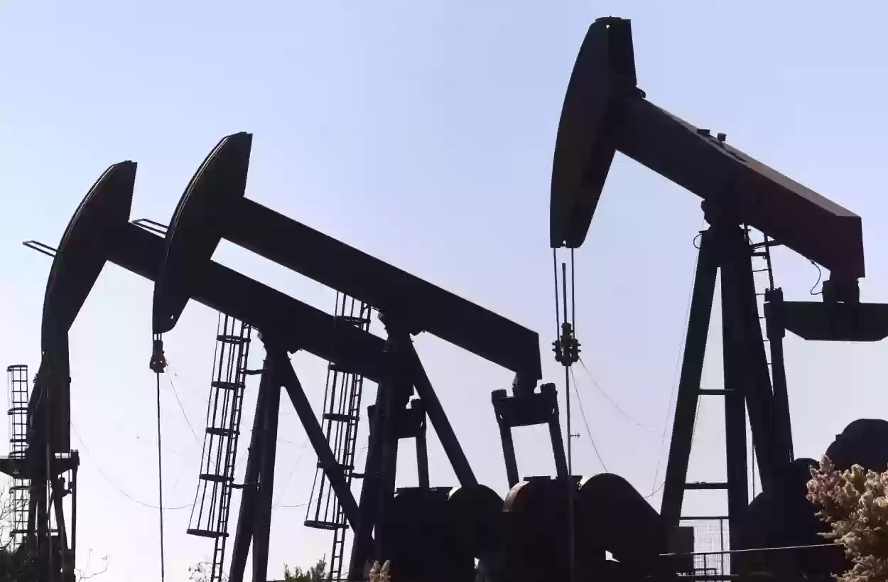  نقص جديد في إمدادات النفط يؤثر على الأسعار في جلسات التداول العالمية