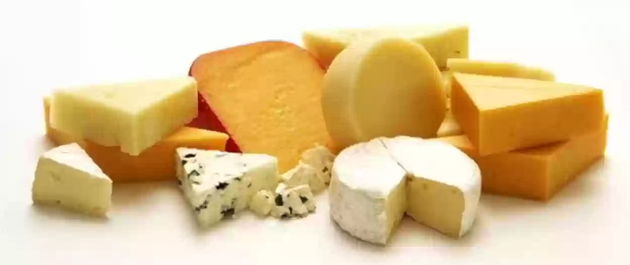 هل يوجد أنواع من الجبن تحتوي على كم قليل من الدهون