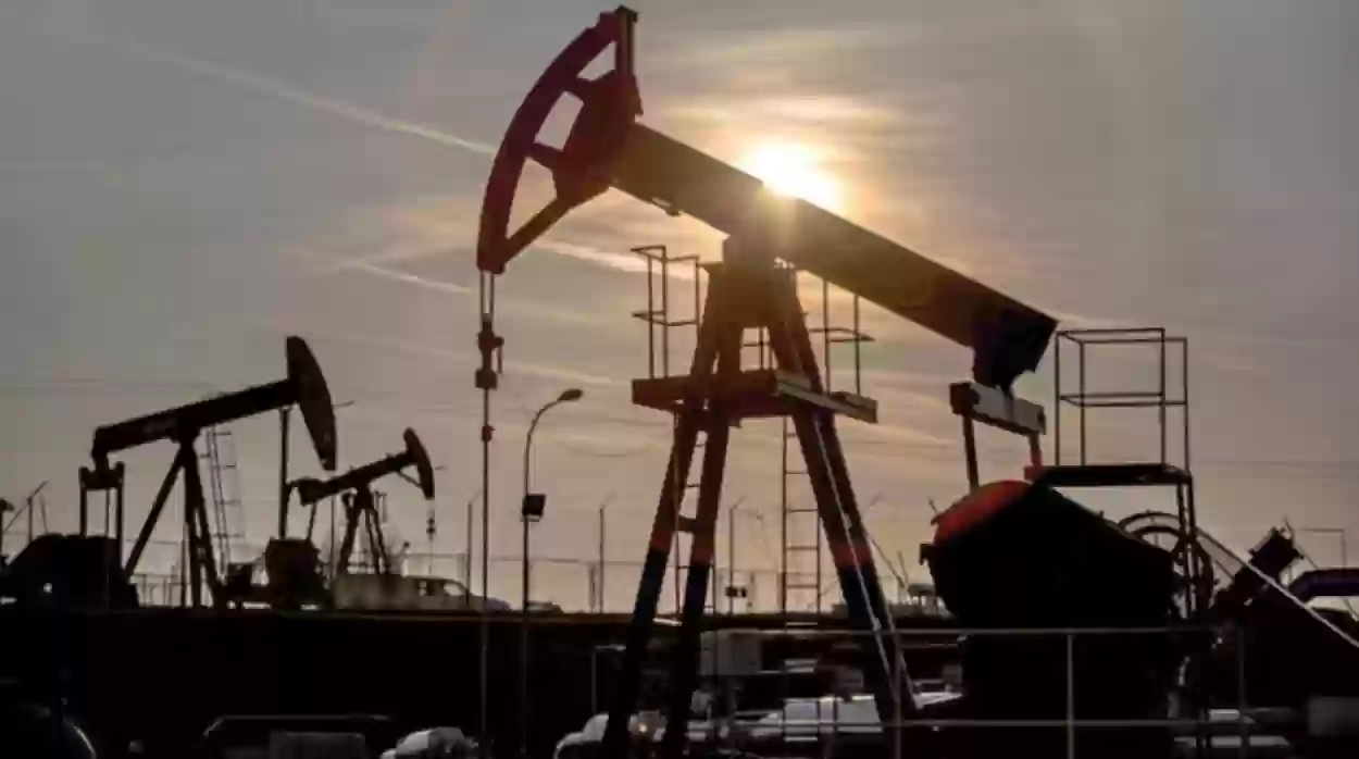 هل يؤثر تقليل إنتاج النفط تدريجيًا على سعره بالنقص أو الزيادة