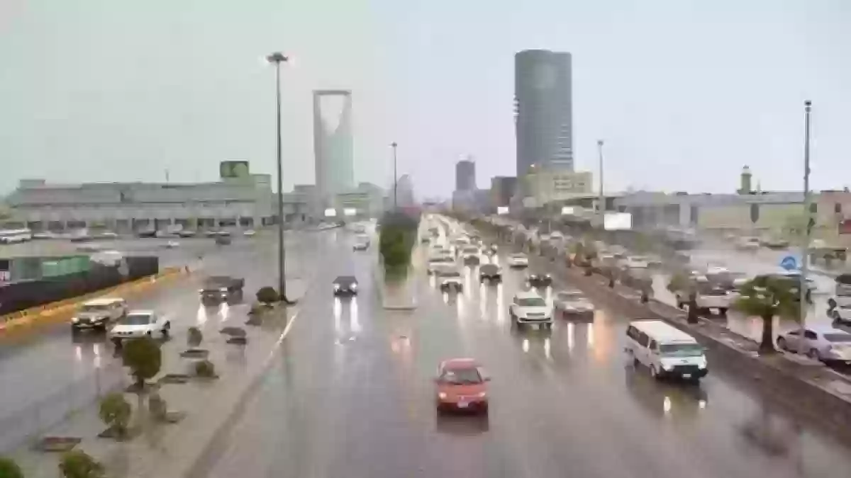 سحب رعدية ممطرة في أجزاء من السعودية