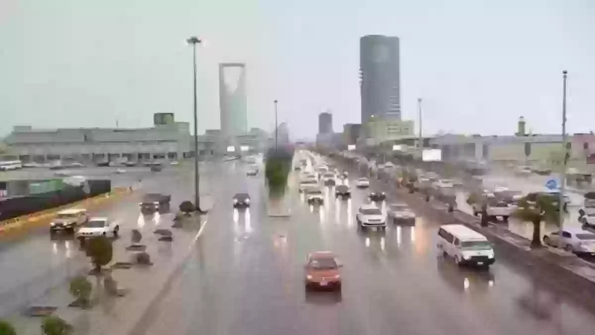 زخات رعدية من الأمطار في أجزاء من السعودي