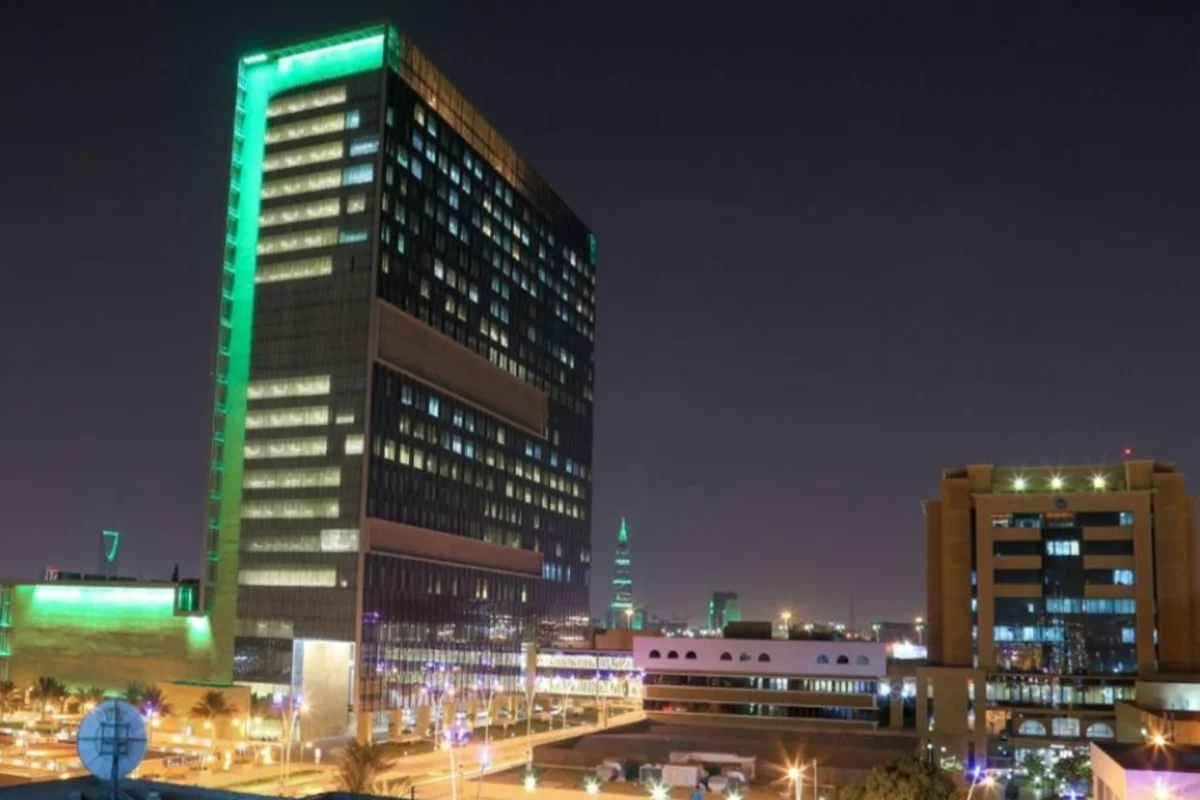 تخصصي الرياض ومستشفى جامعة الملك خالد 