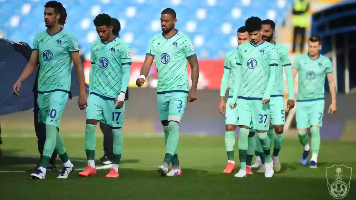 نجم الأهلي السعودي الأول يغيب عن ثاني مباريات روشن
