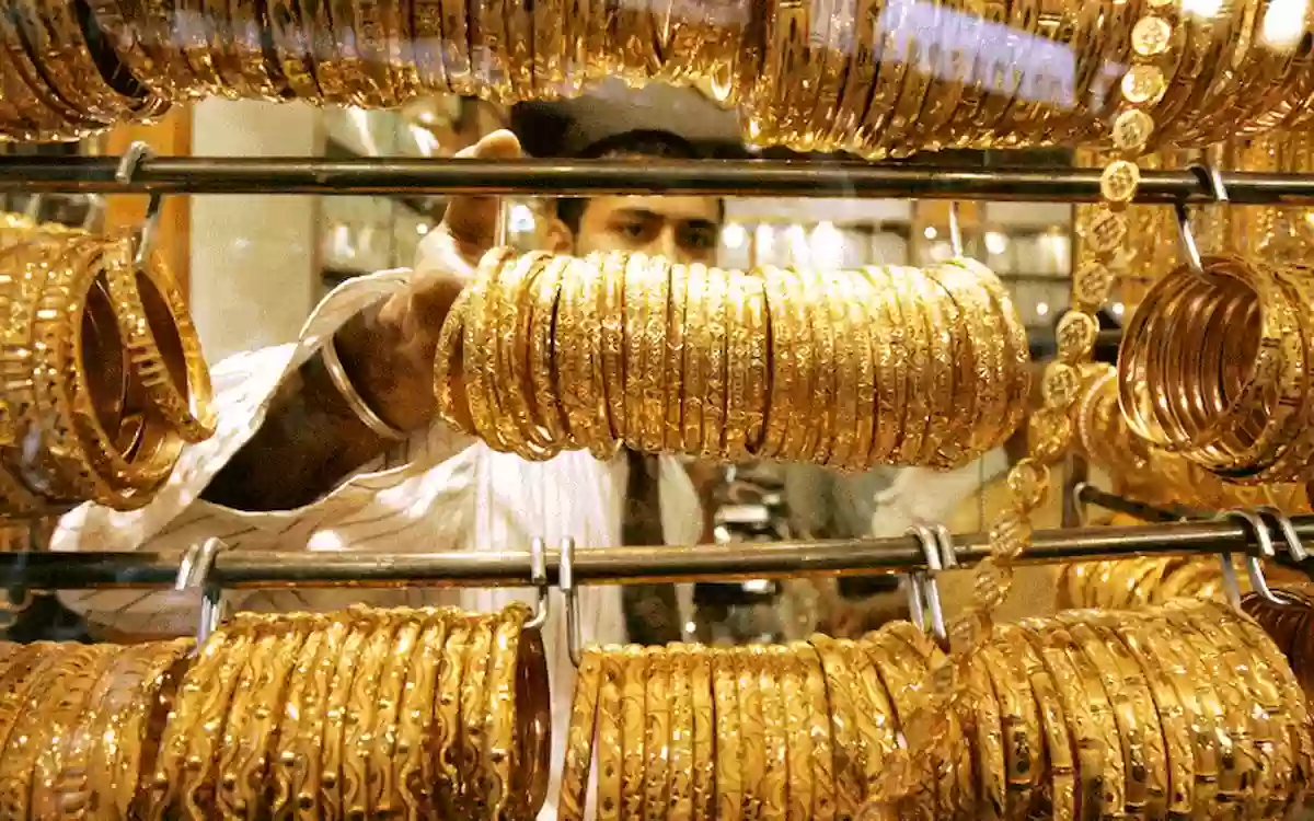 تأرجح الذهب في السوق المصري